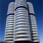 宝马公司慕尼黑总部有名的缸大楼