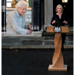 图 英国新首相特斯拉对女王高度评价